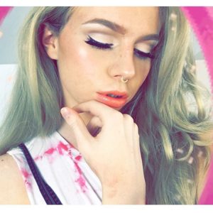 Valeria - rencontre-Milf-Courbevoie