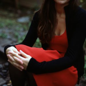 Quelqu’un de chaud à la maison? Léa - rencontre-MILF-Sartrouville
