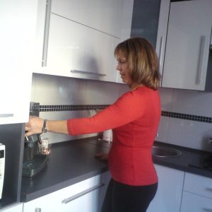 Si t’as pas envie de rire, passe ton chemin Elena - rencontre-Milf-Corbeil-Essonnes
